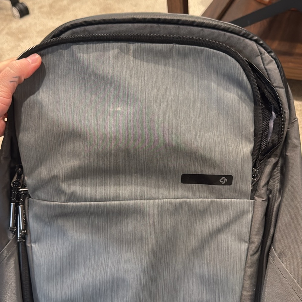 Samsonite backpack - Picture 3 of 9